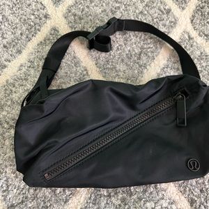 Lululemon athelica Belt bag